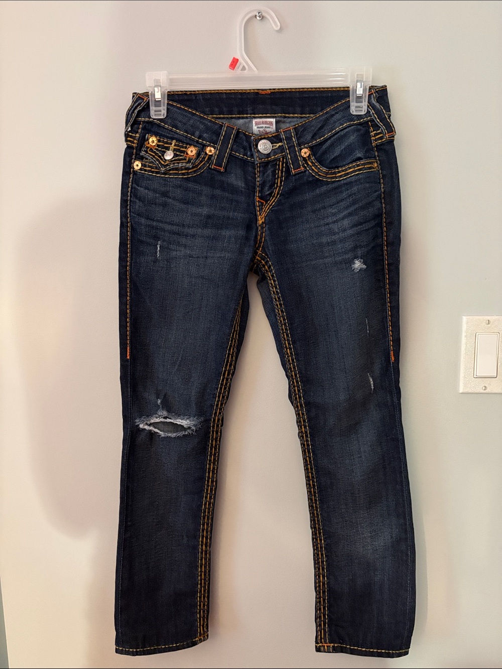 True Religion Women’s Skinny Jeans - Dark Indigo with Contrast Stitching - Picture 1 of 9